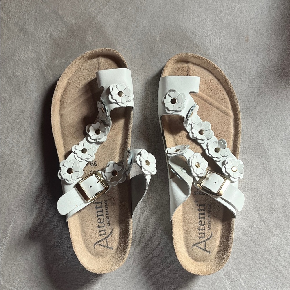 White Floral Women's Sandals